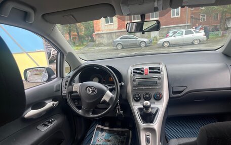 Toyota Auris II, 2007 год, 700 000 рублей, 15 фотография
