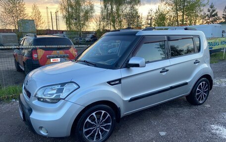 KIA Soul I рестайлинг, 2011 год, 900 000 рублей, 3 фотография