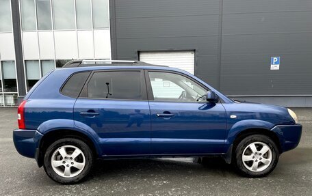 Hyundai Tucson III, 2008 год, 930 000 рублей, 3 фотография