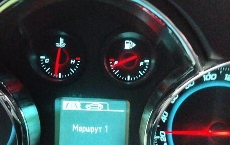 Chevrolet Cruze II, 2013 год, 840 000 рублей, 9 фотография