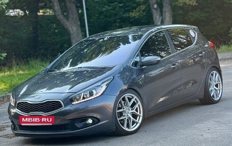 KIA cee'd III, 2014 год, 1 295 000 рублей, 2 фотография
