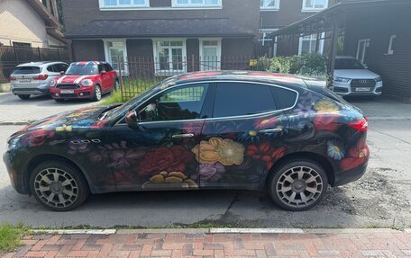 Maserati Levante I, 2017 год, 10 000 000 рублей, 8 фотография