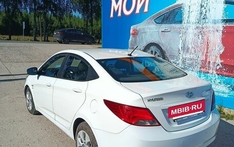 Hyundai Solaris II рестайлинг, 2015 год, 1 200 000 рублей, 8 фотография