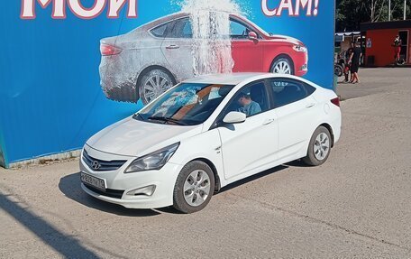 Hyundai Solaris II рестайлинг, 2015 год, 1 200 000 рублей, 10 фотография