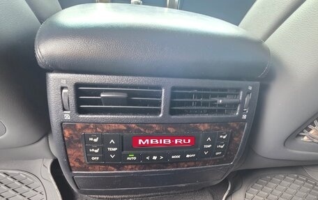 Toyota Land Cruiser 200, 2008 год, 3 100 000 рублей, 13 фотография
