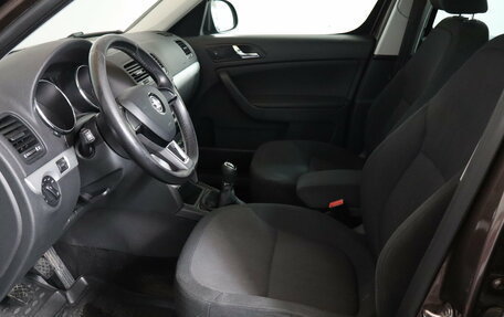 Skoda Yeti I рестайлинг, 2016 год, 1 249 000 рублей, 8 фотография