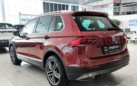 Volkswagen Tiguan II, 2017 год, 2 175 000 рублей, 8 фотография