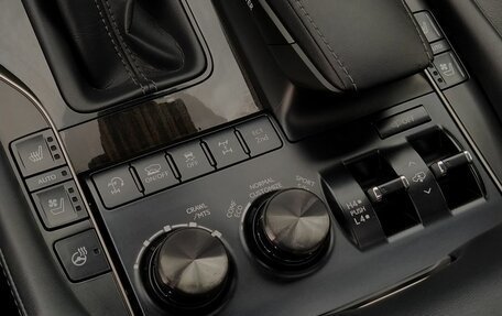 Lexus LX III, 2020 год, 11 000 000 рублей, 16 фотография
