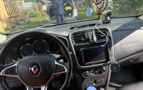 Renault Sandero II рестайлинг, 2019 год, 1 200 000 рублей, 4 фотография