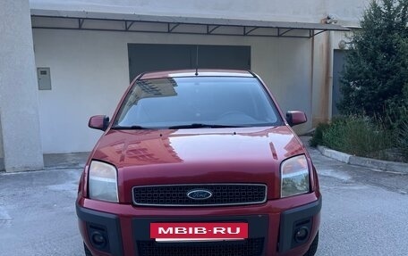 Ford Fusion I, 2008 год, 460 000 рублей, 2 фотография