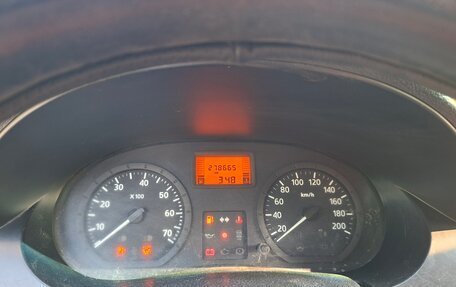 Renault Logan I, 2006 год, 110 000 рублей, 8 фотография