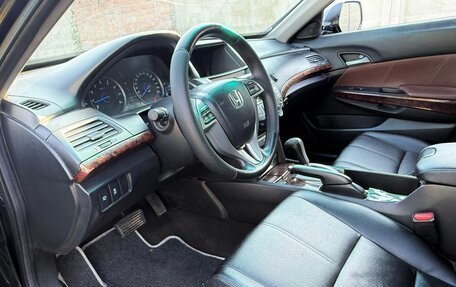 Honda Crosstour I рестайлинг, 2011 год, 925 000 рублей, 12 фотография