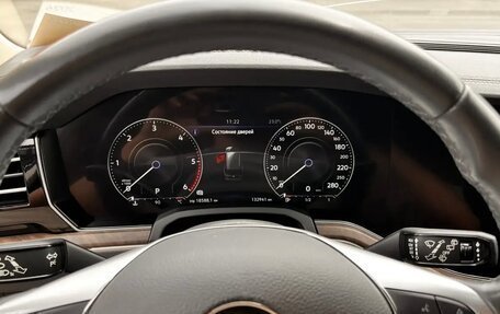 Volkswagen Touareg III, 2019 год, 5 000 000 рублей, 4 фотография