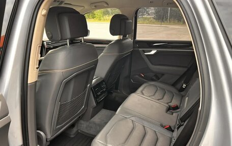 Volkswagen Touareg III, 2019 год, 5 000 000 рублей, 8 фотография