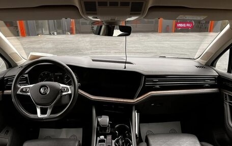 Volkswagen Touareg III, 2019 год, 5 000 000 рублей, 6 фотография