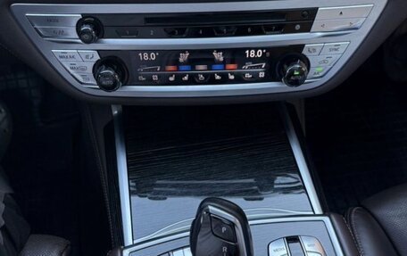 BMW 7 серия, 2017 год, 2 695 000 рублей, 24 фотография
