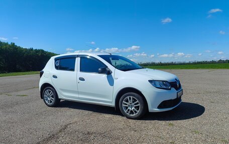 Renault Sandero II рестайлинг, 2016 год, 690 000 рублей, 3 фотография
