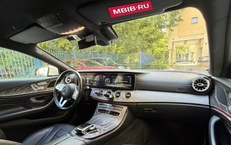 Mercedes-Benz CLS, 2018 год, 3 900 000 рублей, 13 фотография