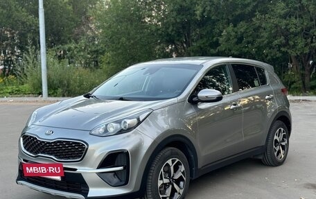 KIA Sportage IV рестайлинг, 2020 год, 2 620 000 рублей, 3 фотография