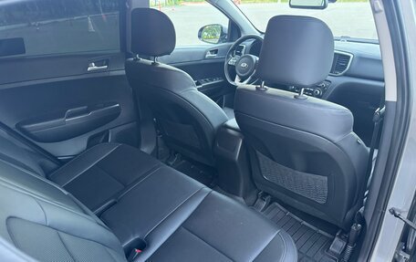 KIA Sportage IV рестайлинг, 2020 год, 2 620 000 рублей, 16 фотография