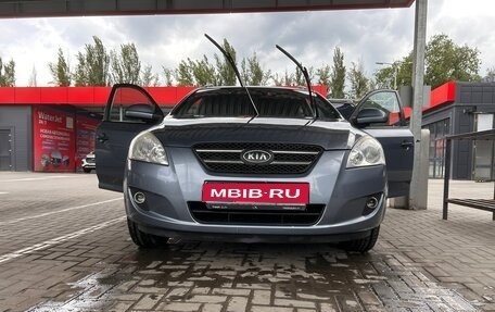 KIA cee'd I рестайлинг, 2008 год, 550 000 рублей, 1 фотография