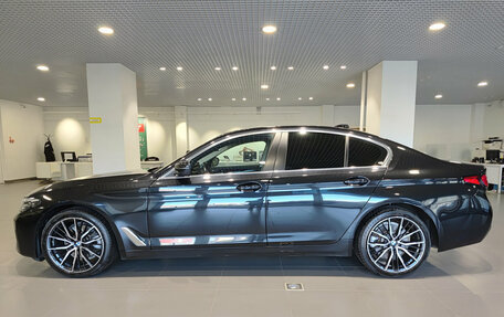 BMW 5 серия, 2021 год, 3 900 000 рублей, 8 фотография
