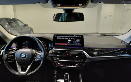 BMW 5 серия, 2021 год, 3 900 000 рублей, 14 фотография