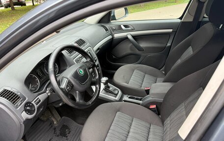 Skoda Octavia, 2011 год, 530 000 рублей, 2 фотография