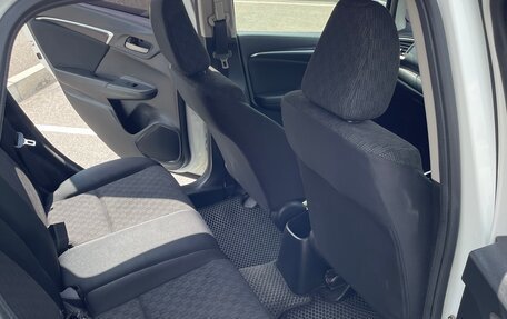 Honda Fit III, 2014 год, 1 190 000 рублей, 18 фотография