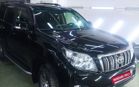 Toyota Land Cruiser Prado 150 рестайлинг 2, 2013 год, 3 399 000 рублей, 2 фотография