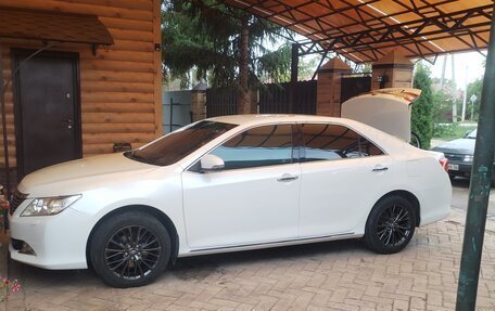Toyota Camry, 2014 год, 1 450 000 рублей, 2 фотография