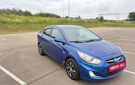 Hyundai Solaris II рестайлинг, 2012 год, 770 000 рублей, 3 фотография