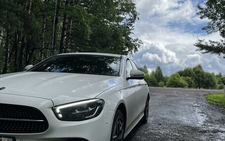 Mercedes-Benz E-Класс, 2021 год, 4 360 000 рублей, 3 фотография