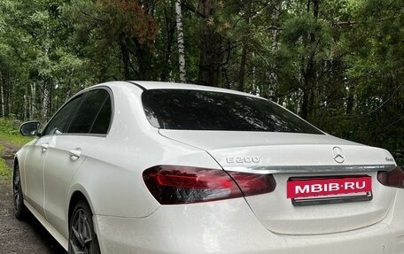 Mercedes-Benz E-Класс, 2021 год, 4 360 000 рублей, 4 фотография