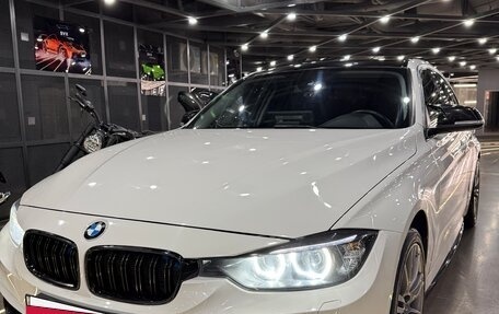 BMW 3 серия, 2012 год, 1 800 000 рублей, 2 фотография