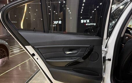 BMW 3 серия, 2012 год, 1 800 000 рублей, 15 фотография