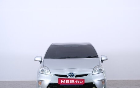 Toyota Prius, 2015 год, 1 349 000 рублей, 2 фотография