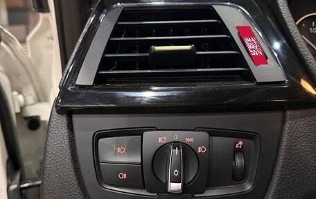 BMW 3 серия, 2012 год, 1 800 000 рублей, 21 фотография