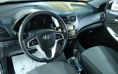 Hyundai Solaris II рестайлинг, 2013 год, 969 000 рублей, 10 фотография