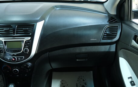 Hyundai Solaris II рестайлинг, 2013 год, 969 000 рублей, 17 фотография