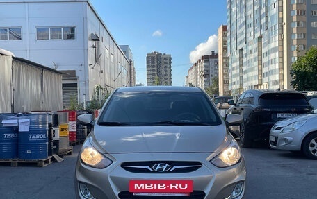 Hyundai Solaris II рестайлинг, 2014 год, 839 000 рублей, 5 фотография