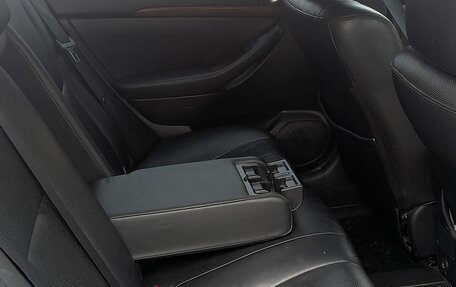 Toyota Avensis III рестайлинг, 2006 год, 280 000 рублей, 11 фотография