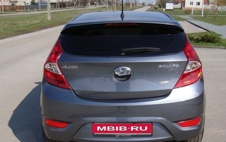 Hyundai Solaris II рестайлинг, 2014 год, 850 000 рублей, 3 фотография
