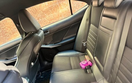 Lexus IS III, 2014 год, 1 700 000 рублей, 14 фотография