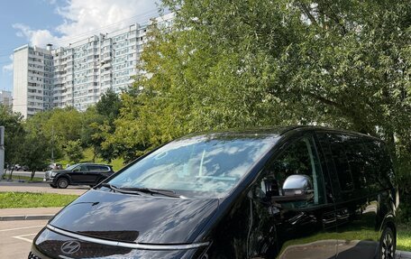 Hyundai Staria, 2025 год, 7 200 000 рублей, 2 фотография