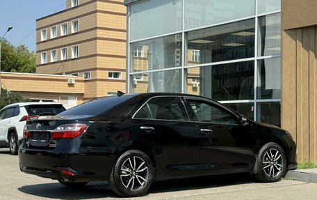 Toyota Camry, 2017 год, 1 950 000 рублей, 6 фотография