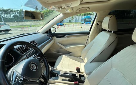 Volkswagen Passat B8 рестайлинг, 2016 год, 1 400 000 рублей, 32 фотография