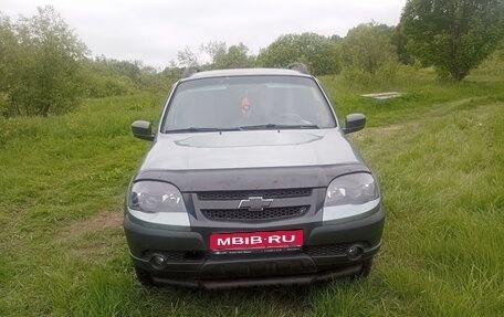 Chevrolet Niva I рестайлинг, 2014 год, 650 000 рублей, 1 фотография