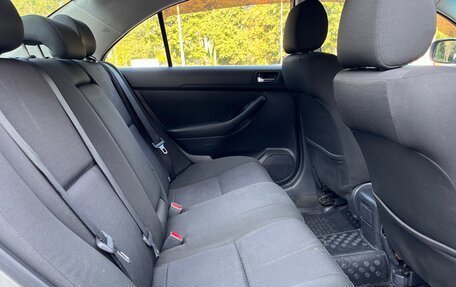 Toyota Avensis III рестайлинг, 2007 год, 689 000 рублей, 12 фотография