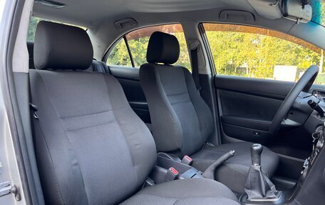 Toyota Avensis III рестайлинг, 2007 год, 689 000 рублей, 11 фотография